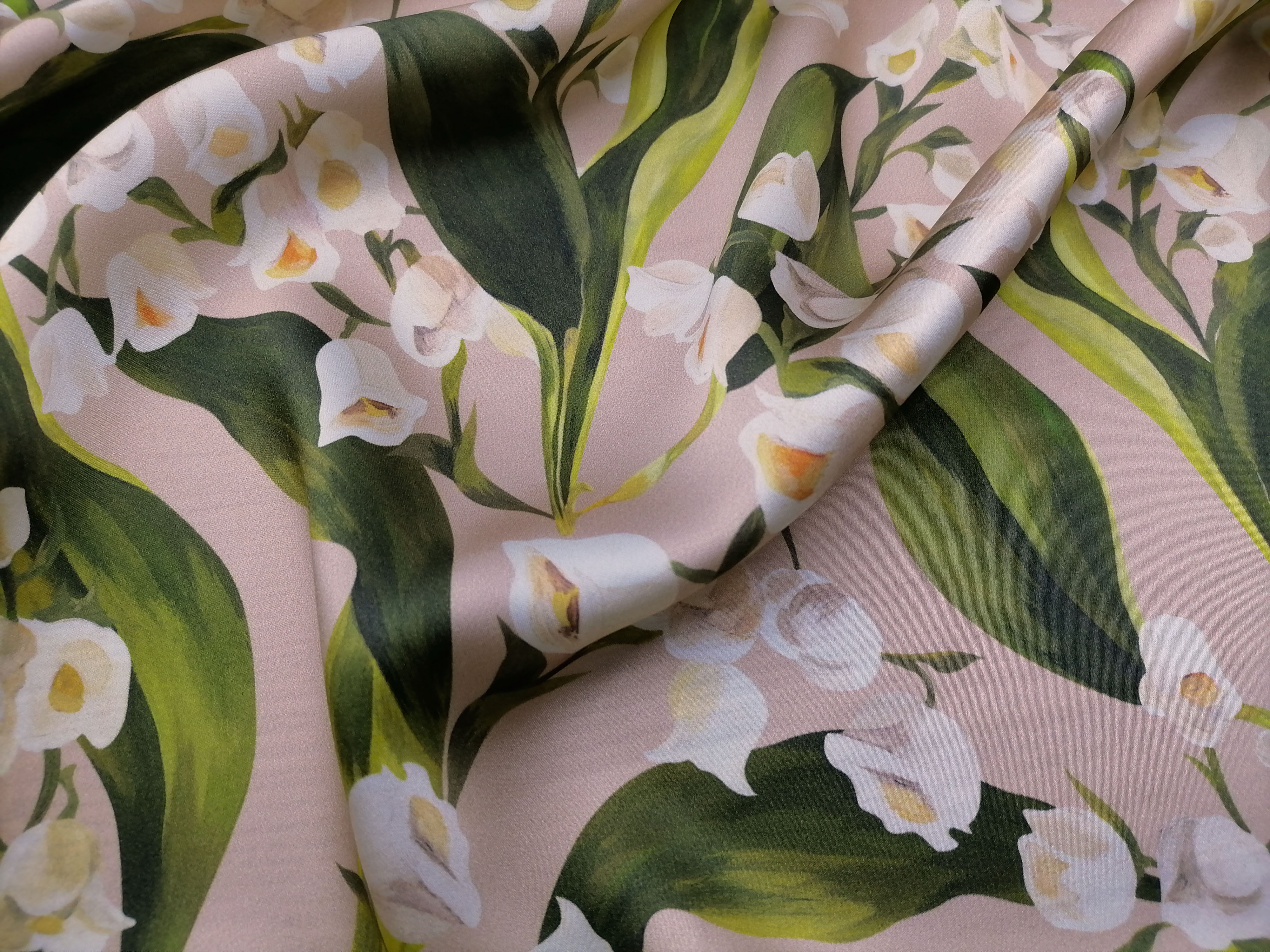 Ткань Ткань шелк 15404 2