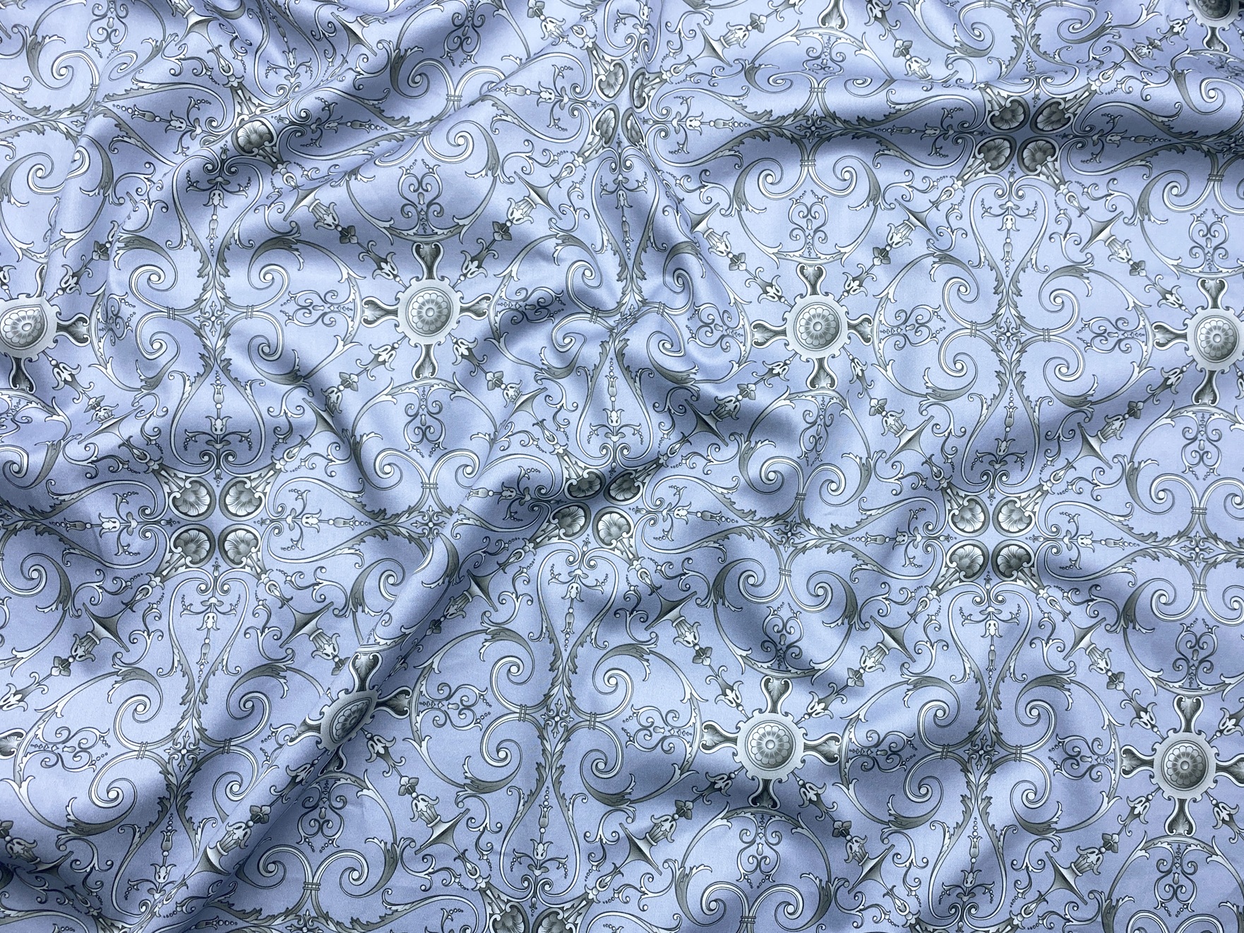 Ткань Хлопок голубого  цвета с принтом  вензеля  14269 2